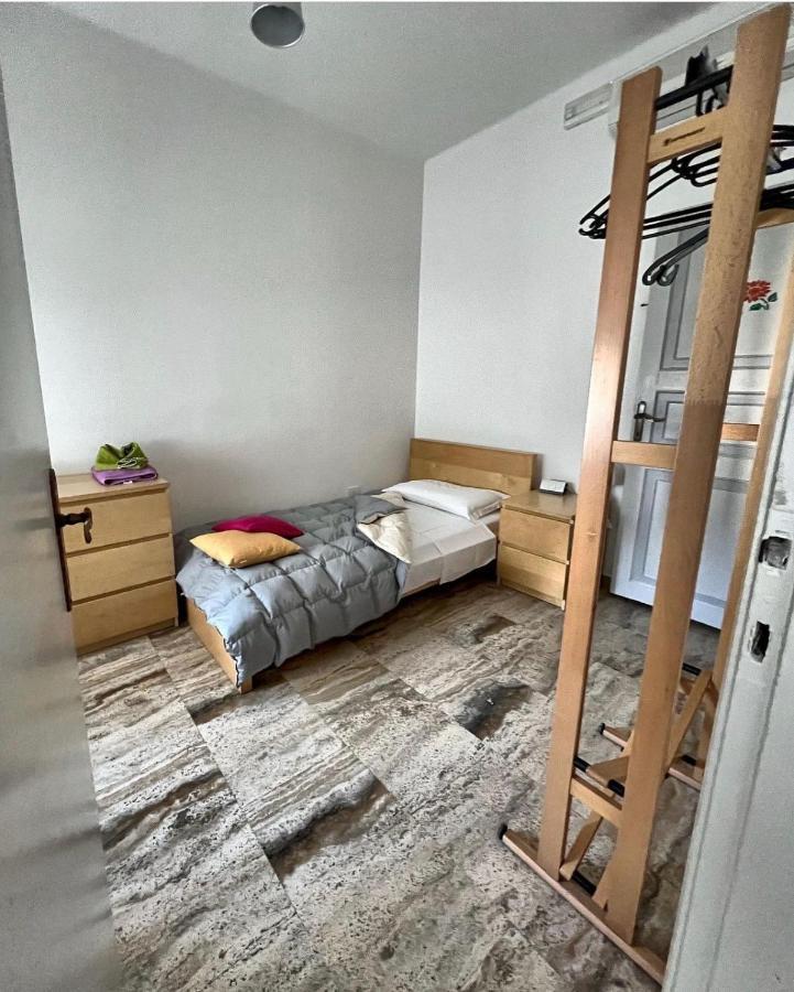Villa Corteolivo Rooms Torri Del Benaco Εξωτερικό φωτογραφία